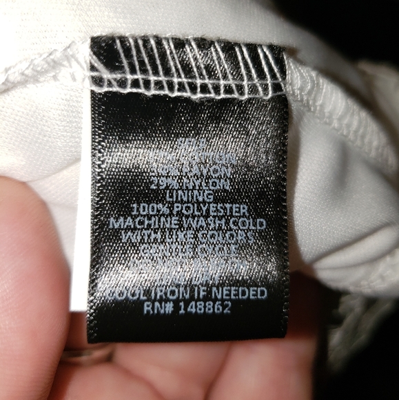 NWT Torrid Cold Shoulder Lace Top 3 - Picture 4 of 6